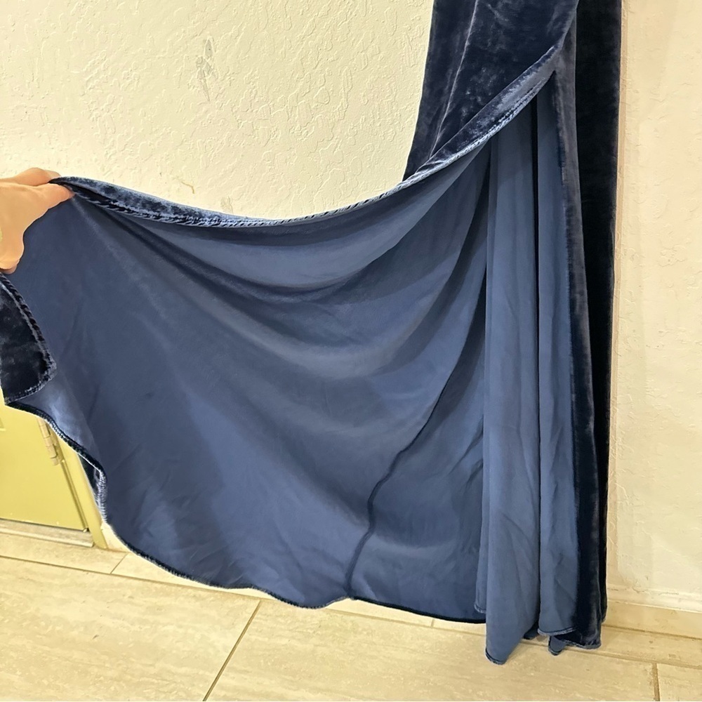 Neon Blonde Navy Blue Velvet Velour Maxi Criss Cross Open Back Dress Small - Picture 5 of 9